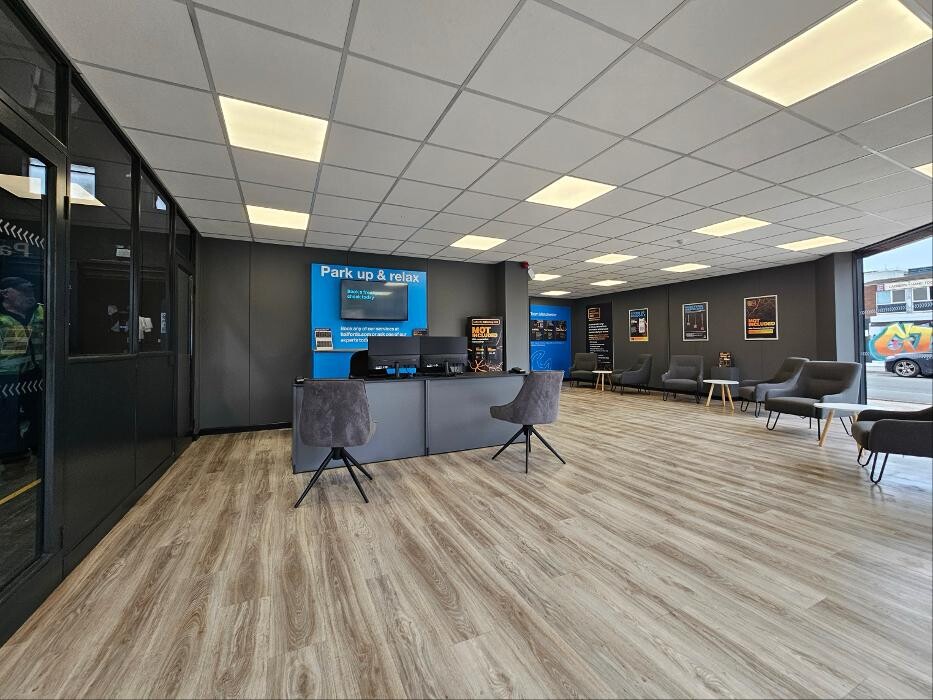 Images Halfords Garage Services Manchester