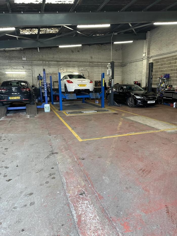 Images National Tyres and Autocare - a Halfords company