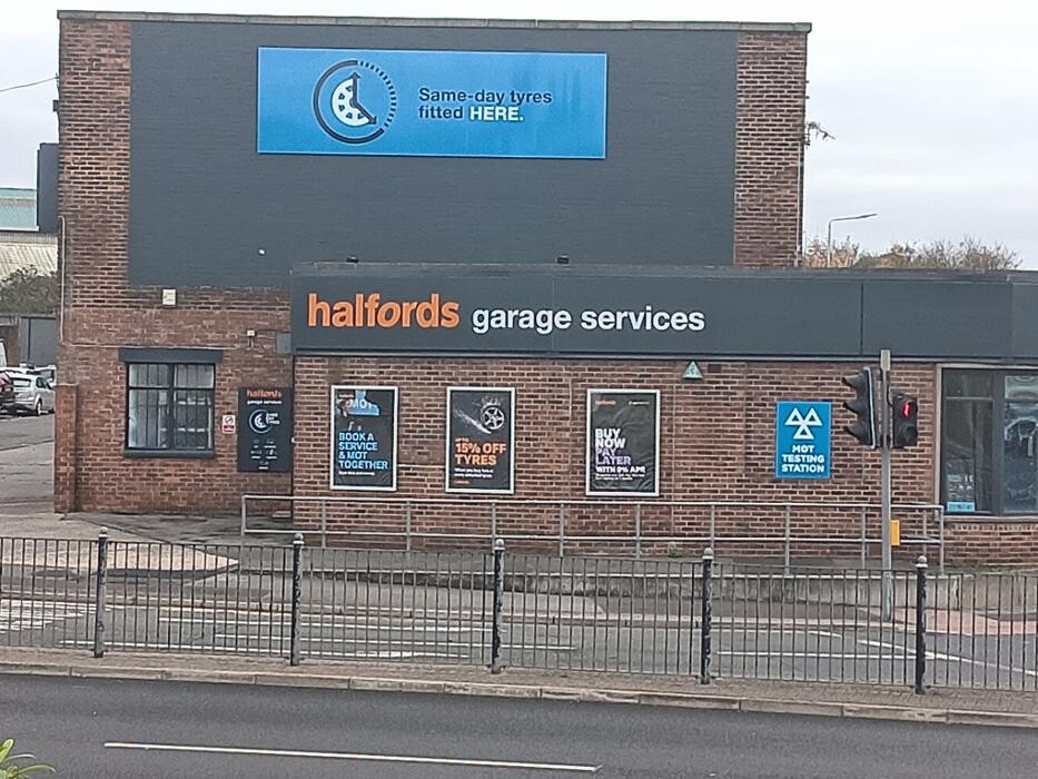 Images Halfords Garage Services Stockton-on-Tees
