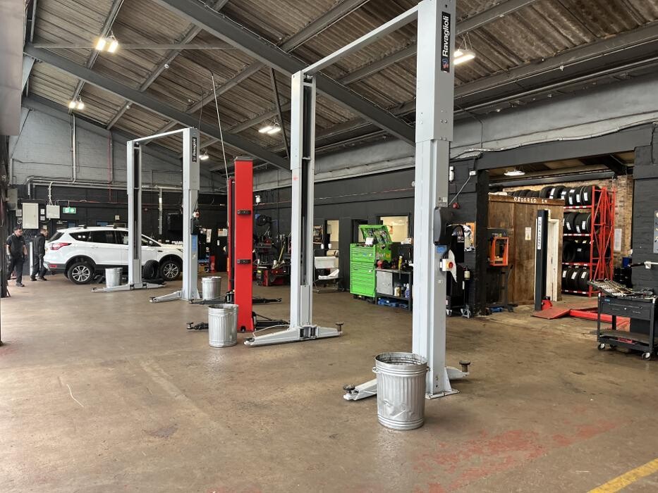 Images Halfords Garage Services Kidderminster