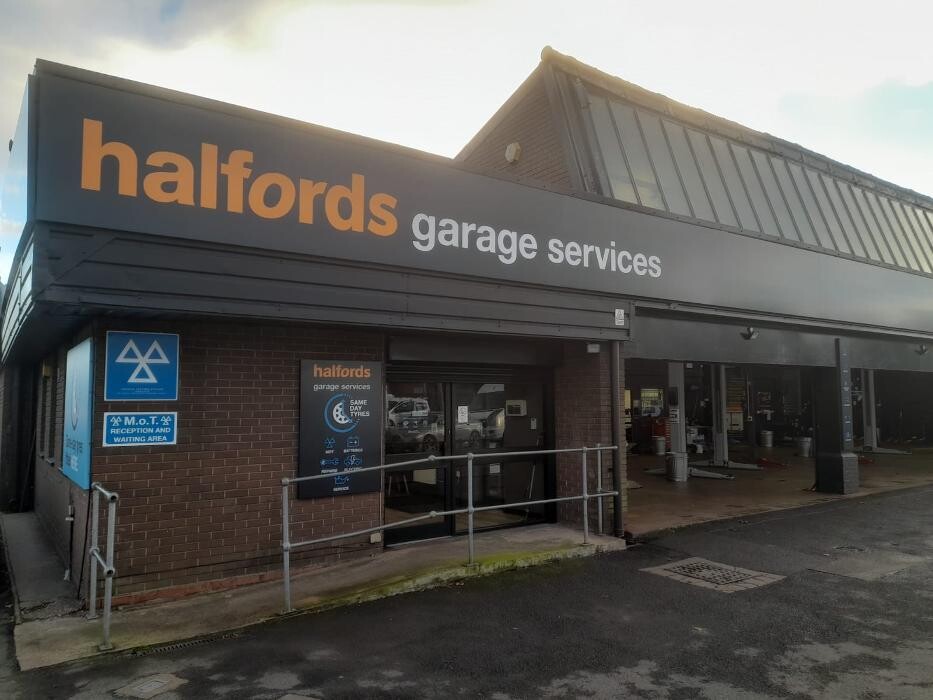 Images Halfords Garage Services Kidderminster