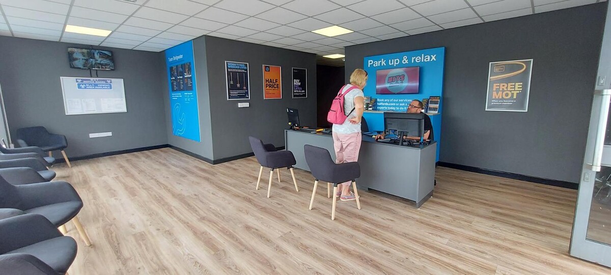 Images Halfords Garage Services Bridgwater (Wylds Road)