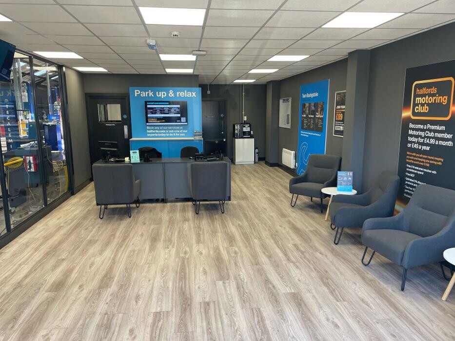 Images Halfords Garage Services Basingstoke