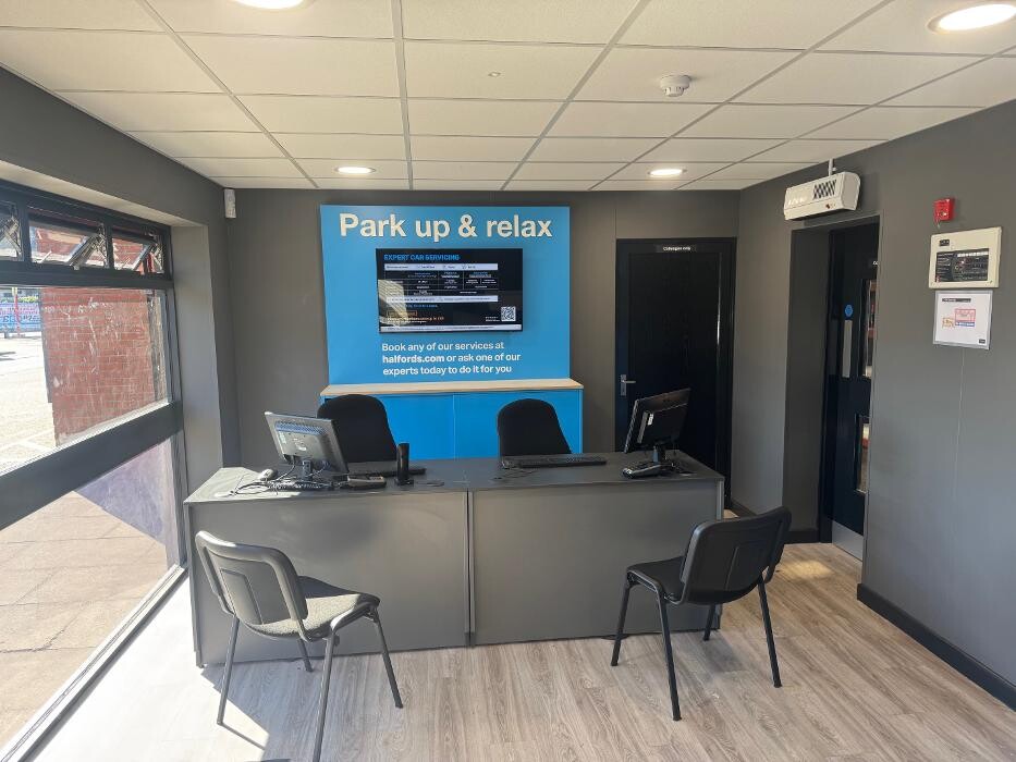 Images Halfords Garage Services Lincoln