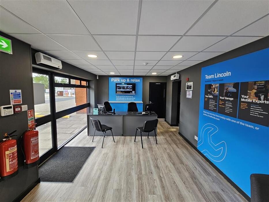 Images Halfords Garage Services Lincoln