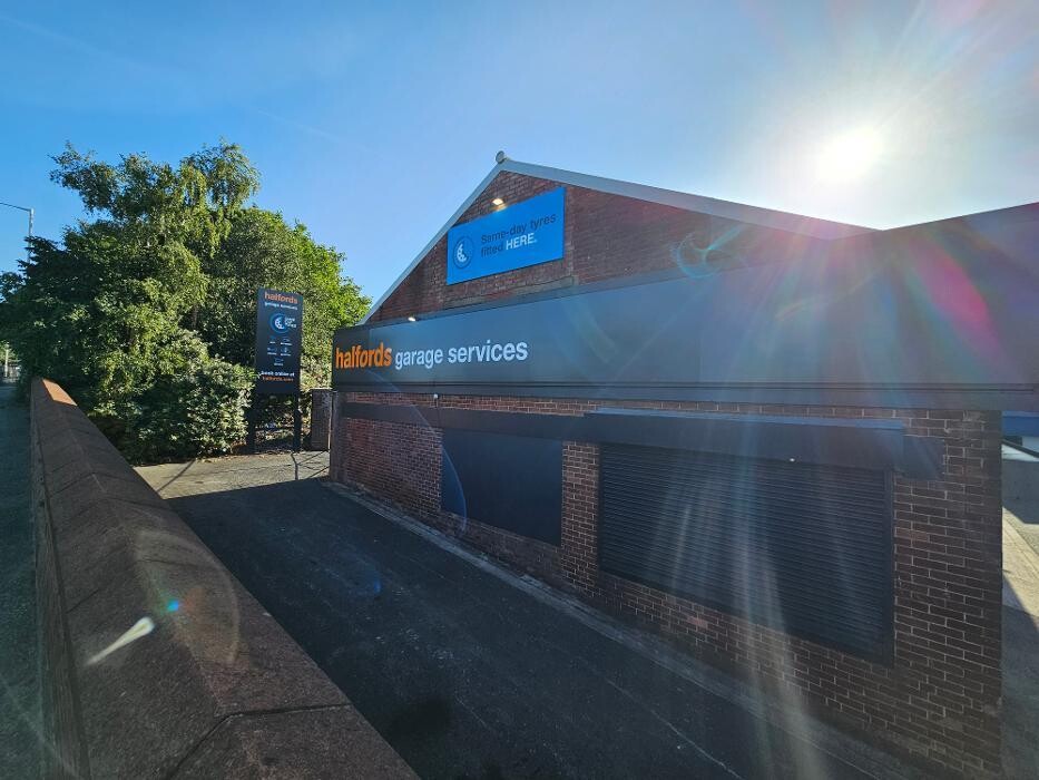 Images Halfords Garage Services Chorley