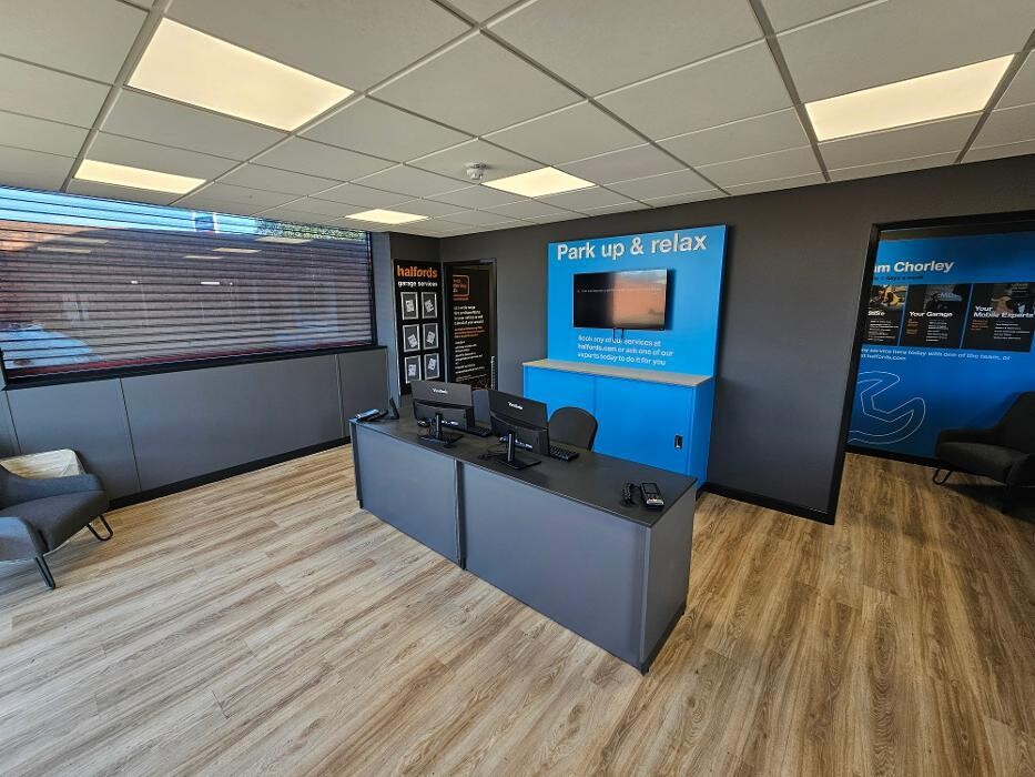 Images Halfords Garage Services Chorley