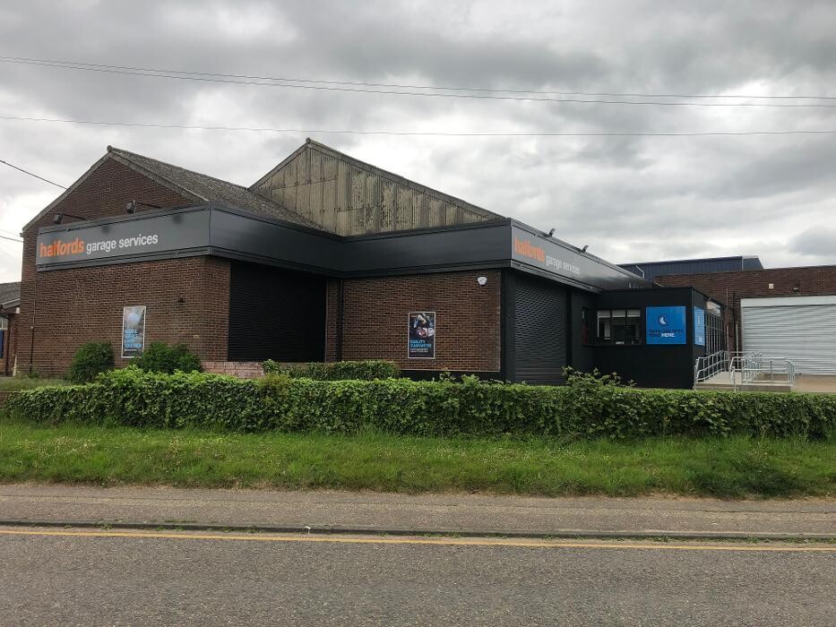 Images Halfords Garage Services Chelmsford