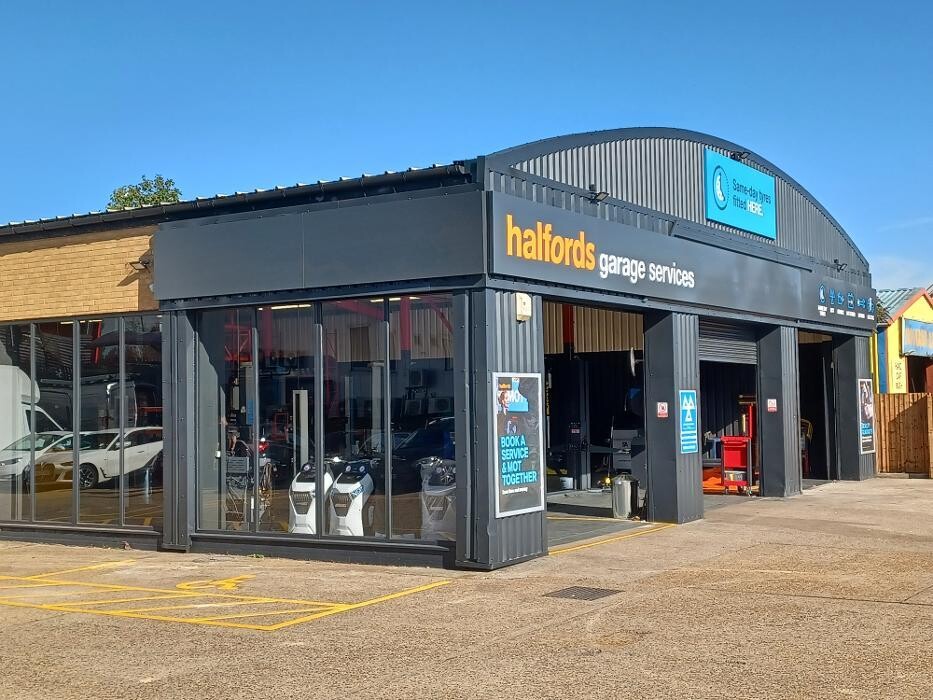Images Halfords Garage Services Croydon