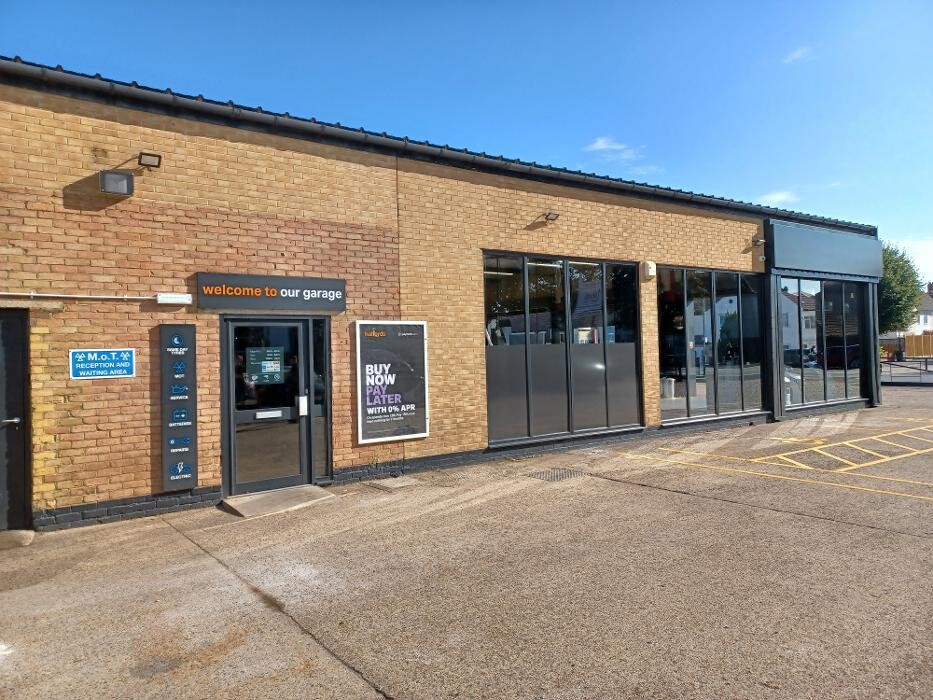 Images Halfords Garage Services Croydon