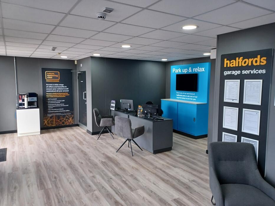Images Halfords Garage Services Farnborough