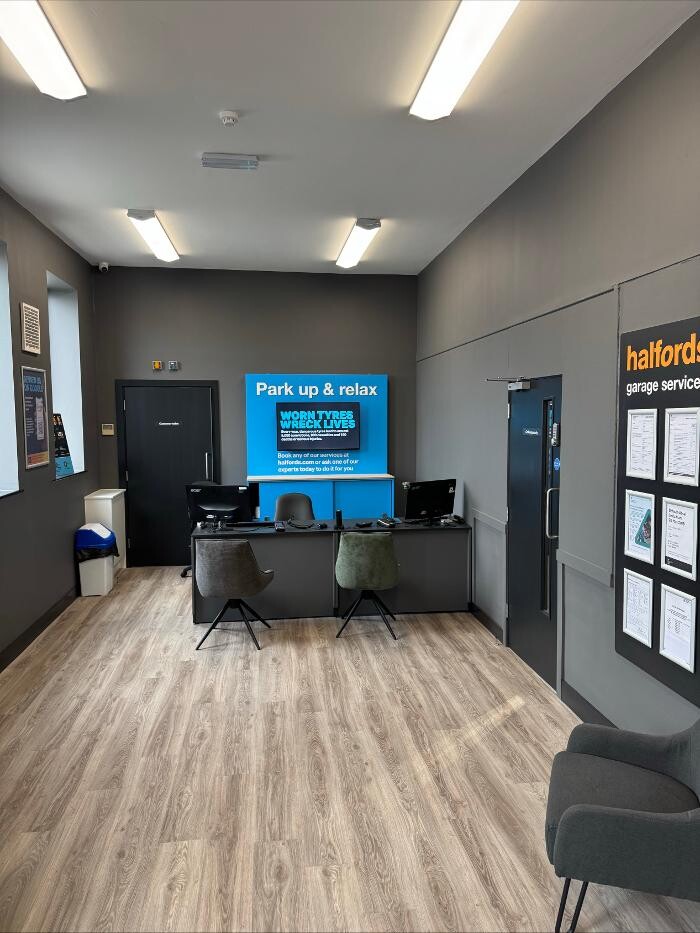 Images Halfords Garage Services Chiswick