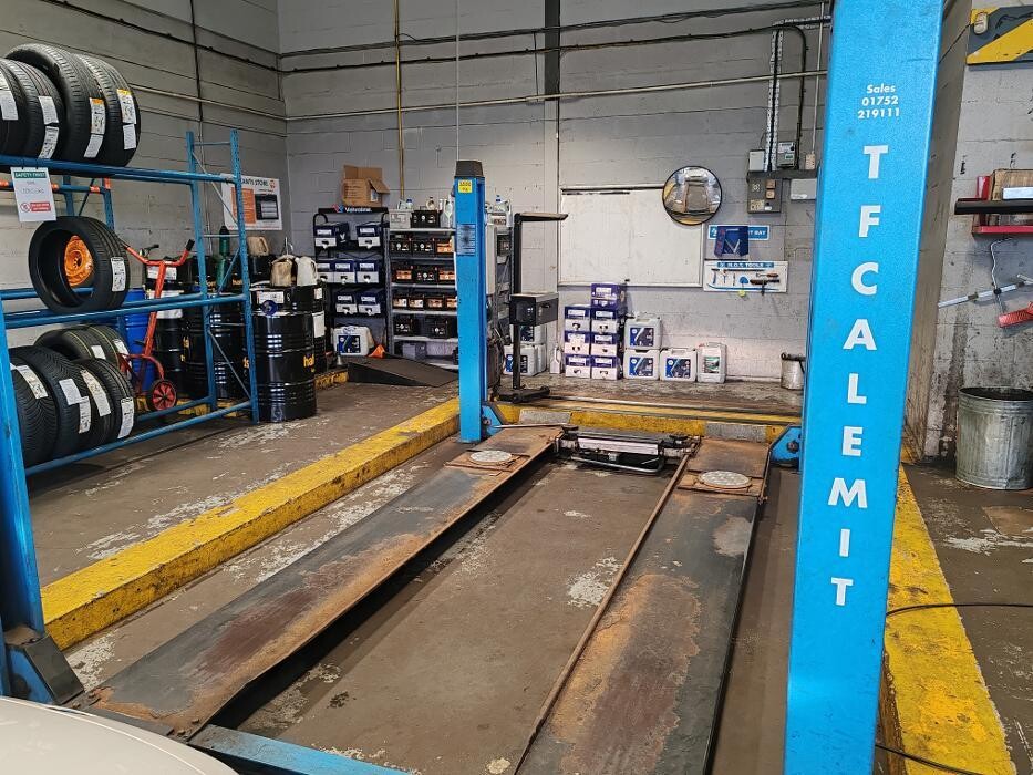Images Halfords Autocentre Mansfield