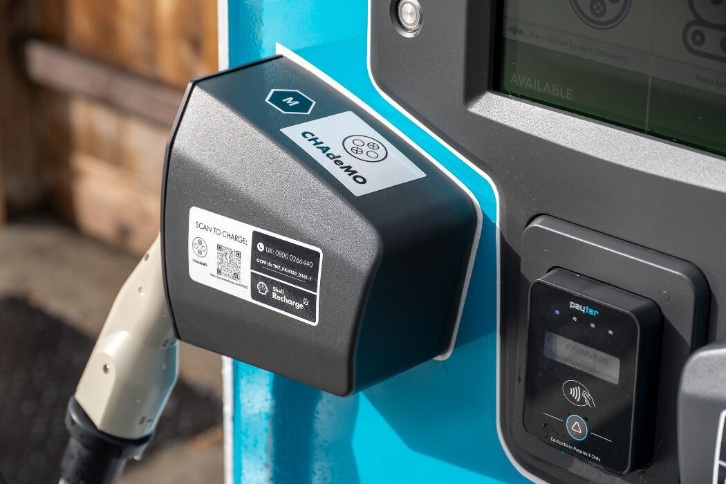 Images Shell Recharge Charging Station