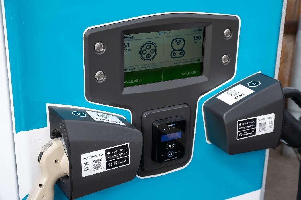 Images Shell Recharge Charging Station