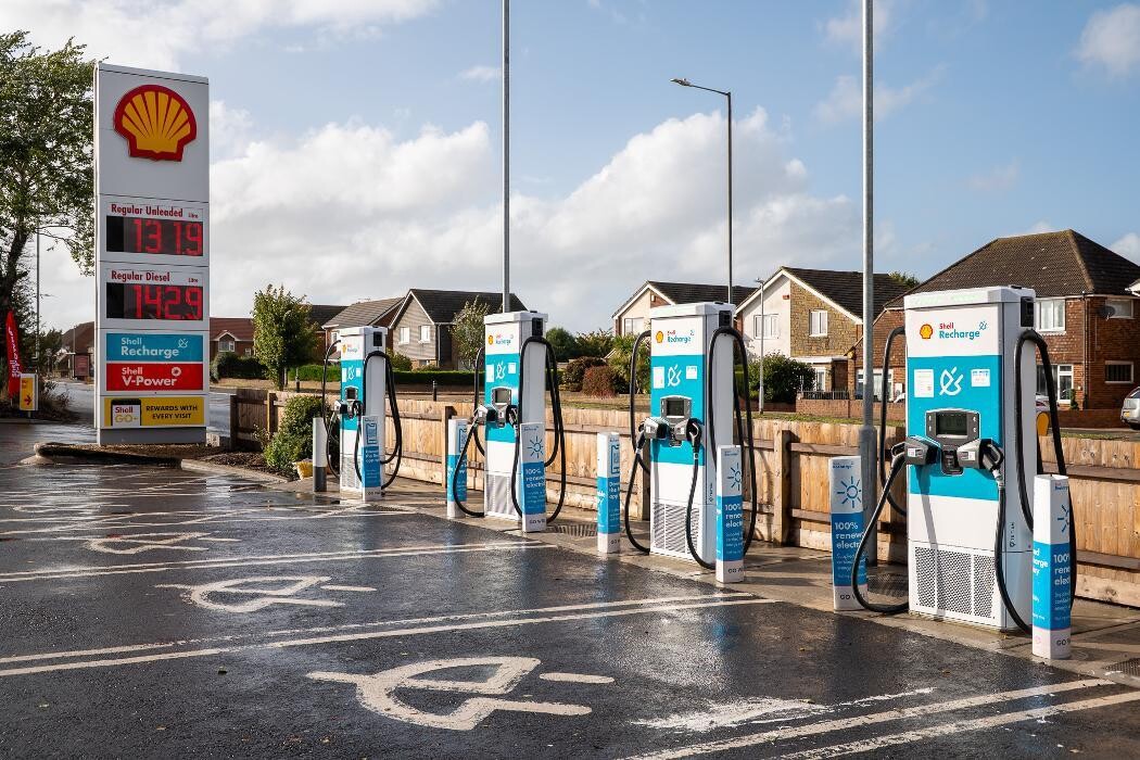 Images Shell Recharge Charging Station