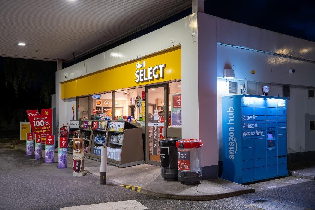 Images Shell Recharge Charging Station