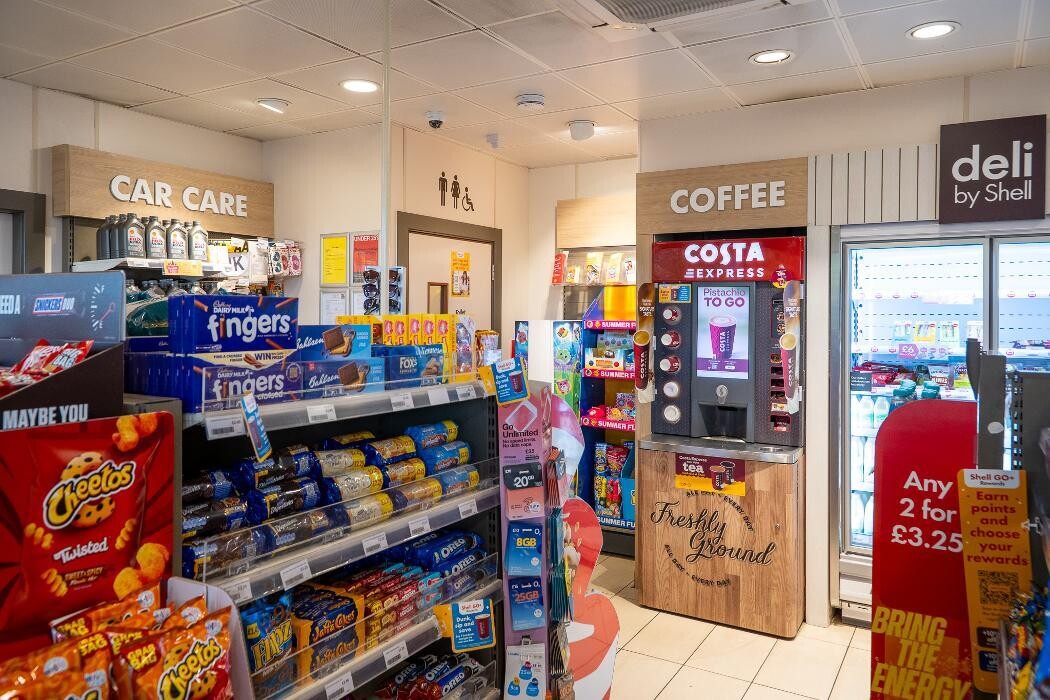 Images Shell Recharge Charging Station