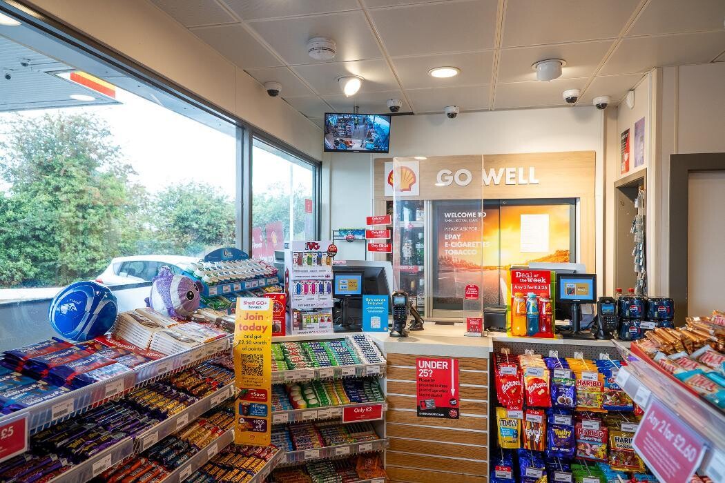 Images Shell Recharge Charging Station