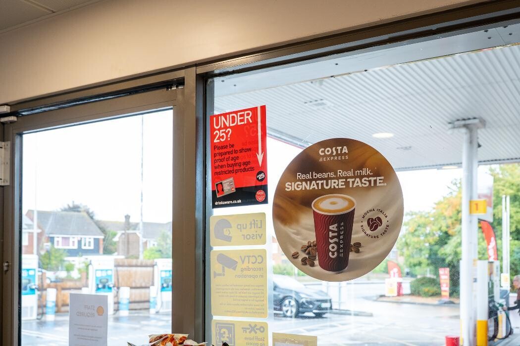 Images Shell Recharge Charging Station