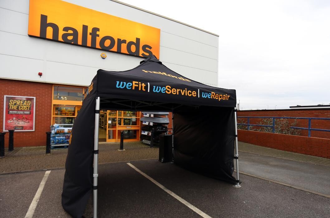 Images Halfords - Widnes
