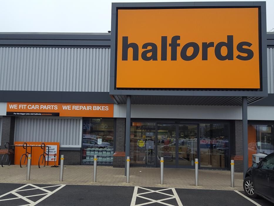 Images Halfords - Derby Wyvern