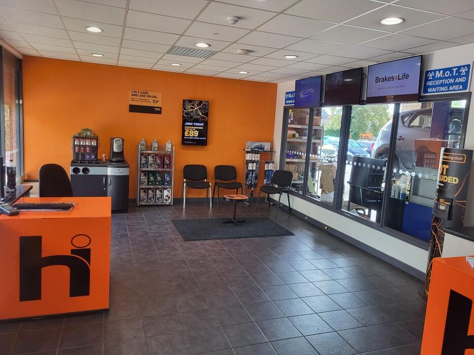 Images Halfords Autocentre York (Foss Island Rd)