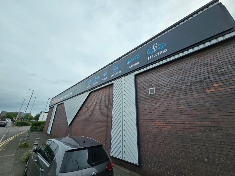 Images Halfords Garage Services Wolverhampton