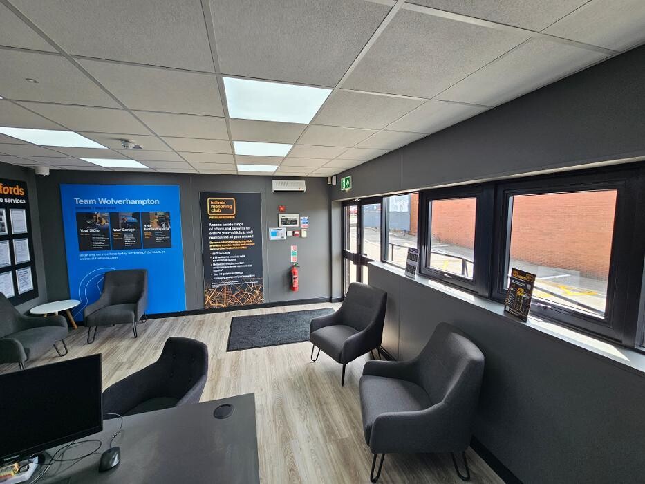 Images Halfords Garage Services Wolverhampton
