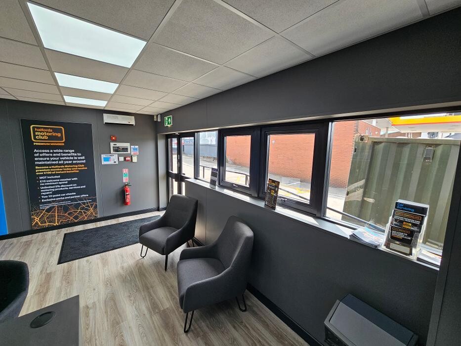 Images Halfords Garage Services Wolverhampton