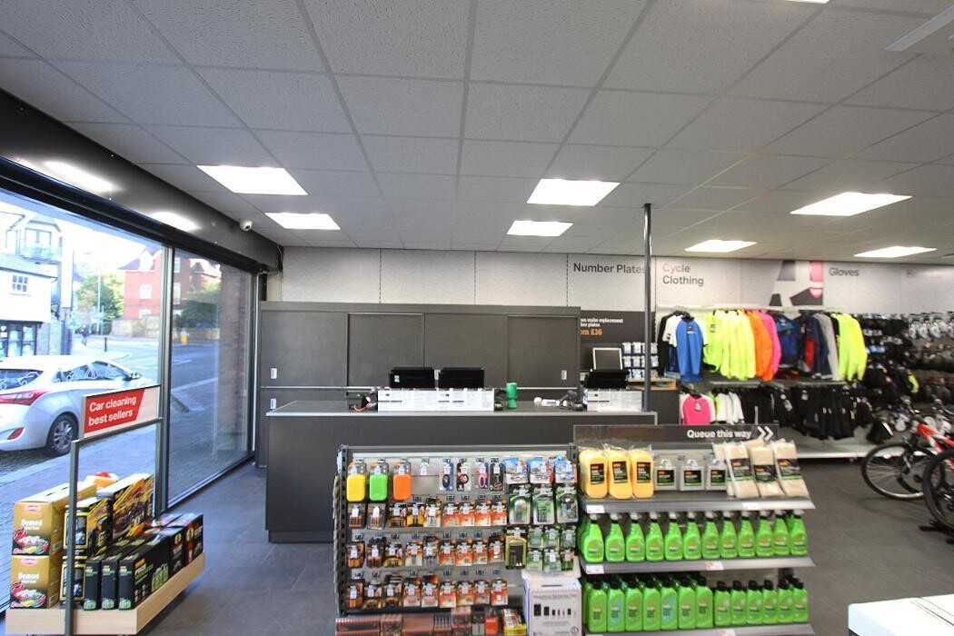 Images Halfords - Brighton
