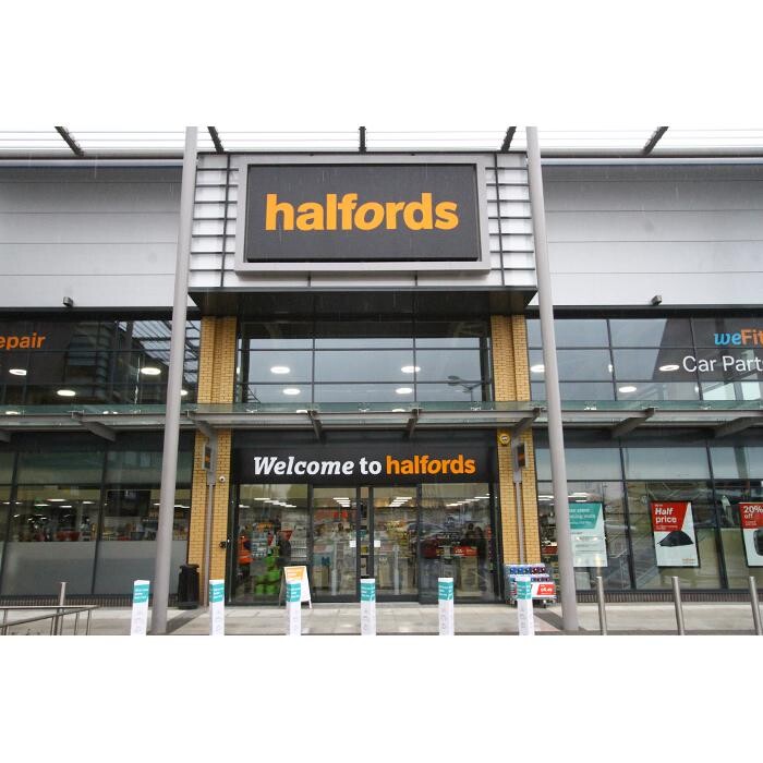 Images Halfords - Leamington Spa