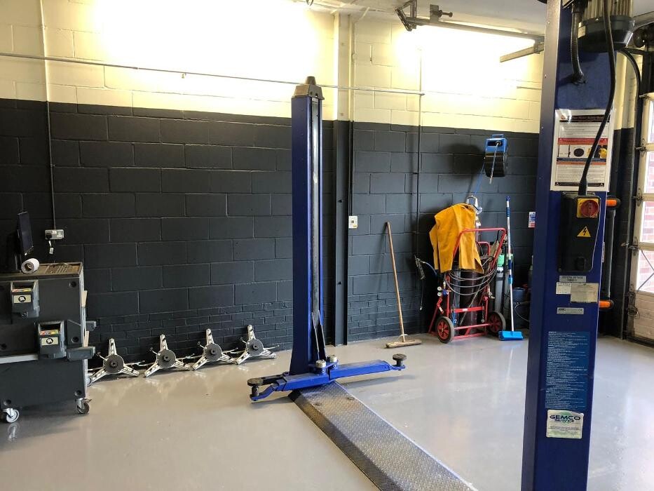 Images Halfords Garage Services Kings Lynn