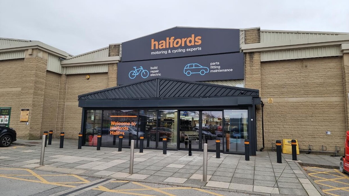 Images Halfords - Halifax