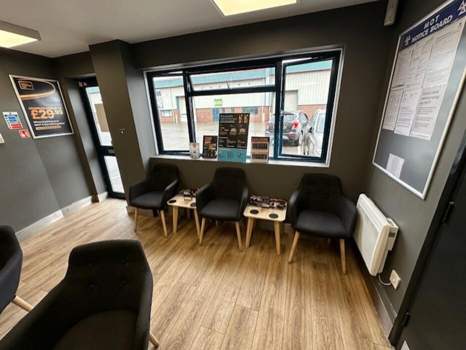 Images Halfords Garage Services Bridgwater