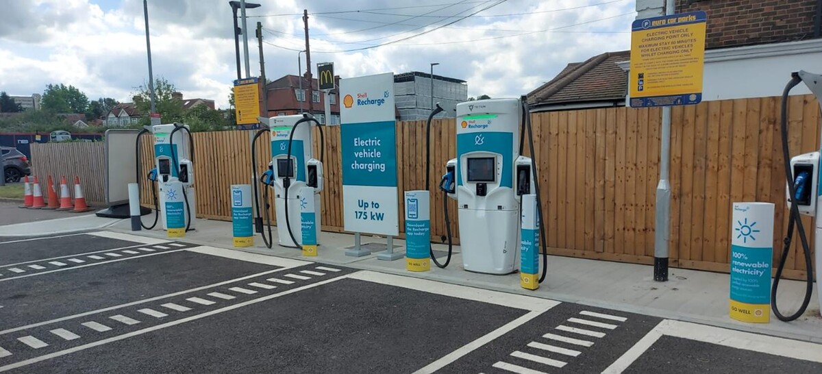Images Shell Recharge Charging Station