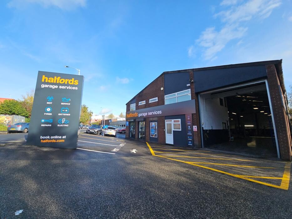 Images Halfords Garage Services Stockport