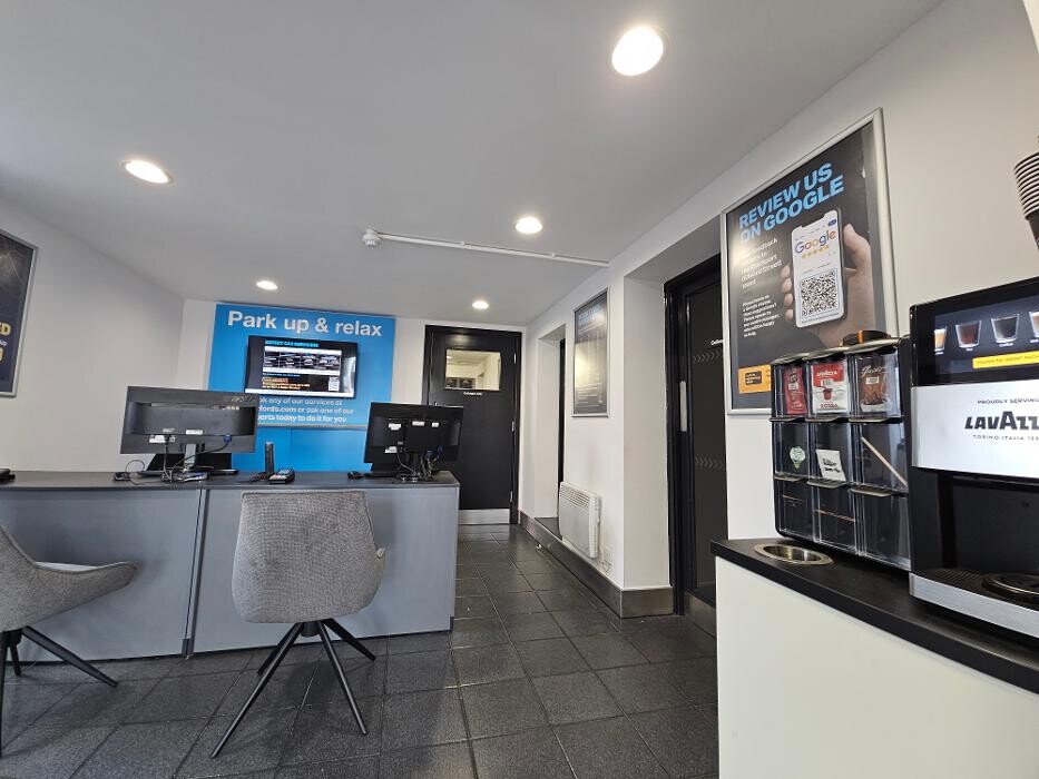 Images Halfords Garage Services Stockport