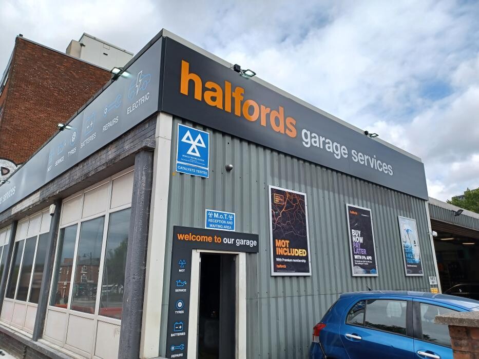 Images Halfords Garage Services Stockport