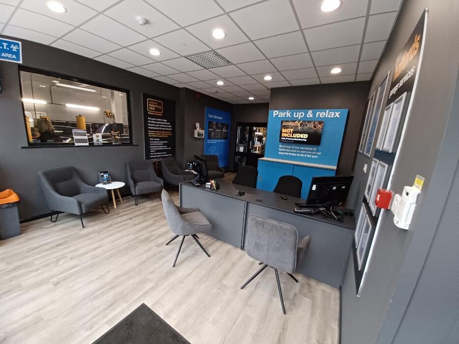 Images Halfords Garage Services Stockport