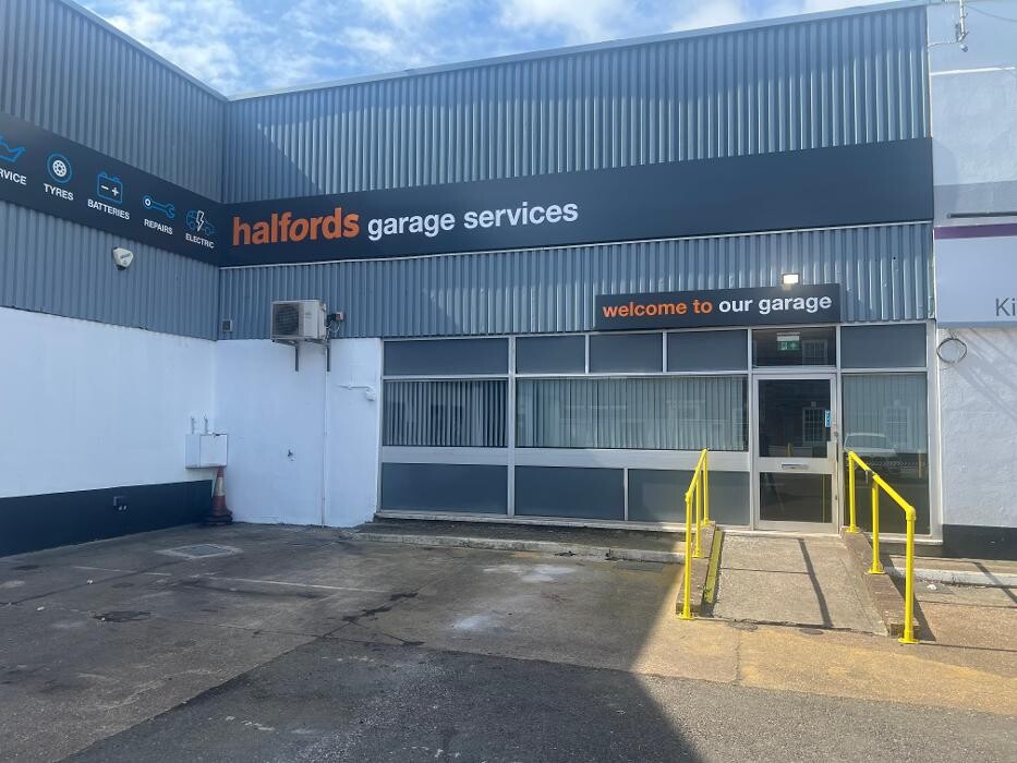 Images Halfords Garage Services Worthing