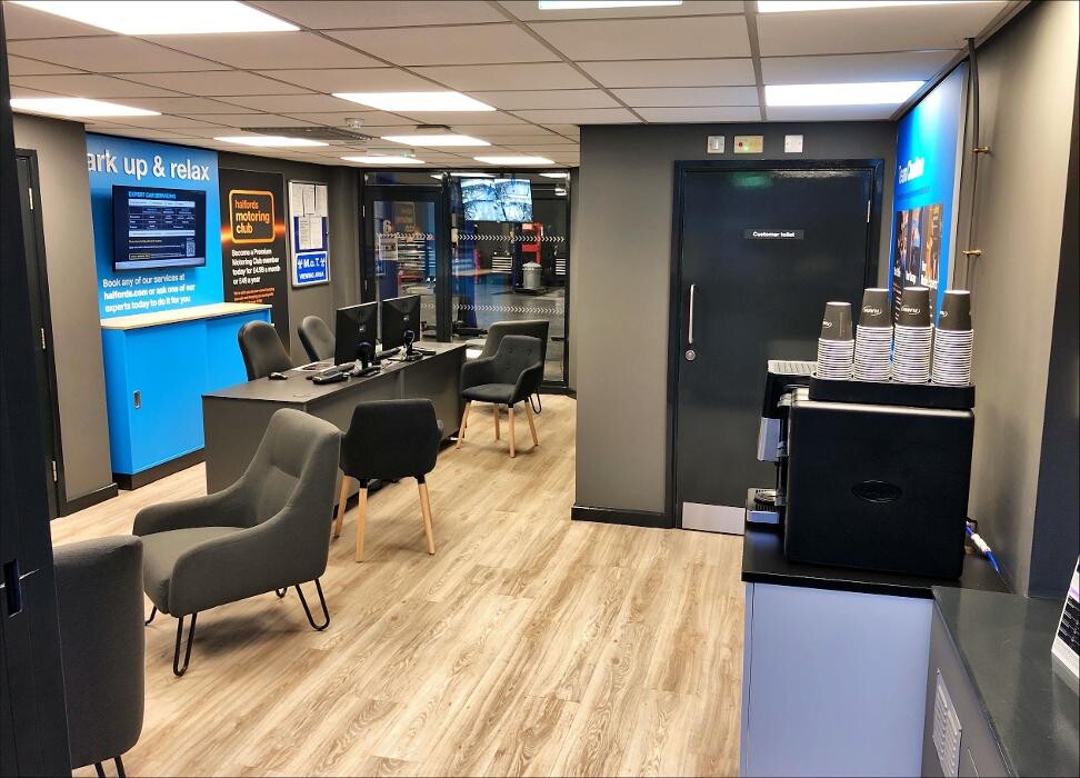Images Halfords Garage Services Charlton