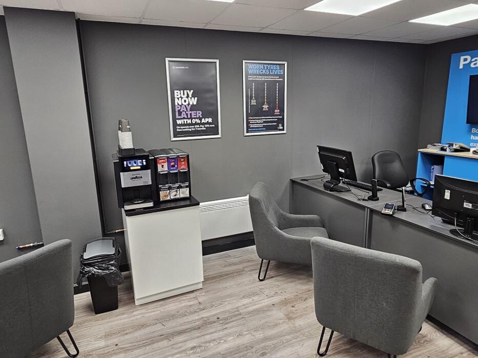 Images Halfords Garage Services Milton Keynes