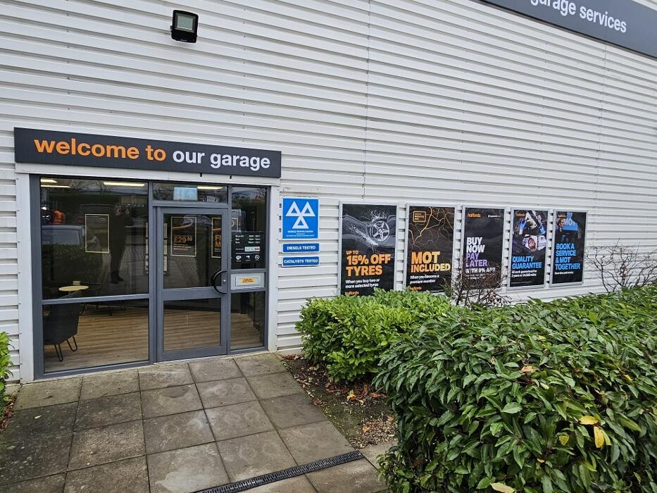 Images Halfords Garage Services Milton Keynes