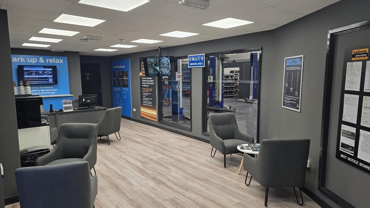 Images Halfords Garage Services Milton Keynes