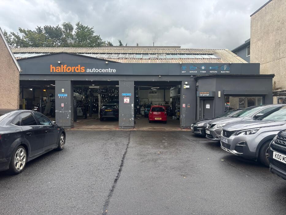 Images Halfords McConechys Glasgow Autocentre