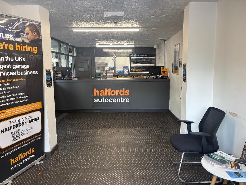 Images Halfords McConechys Glasgow Autocentre