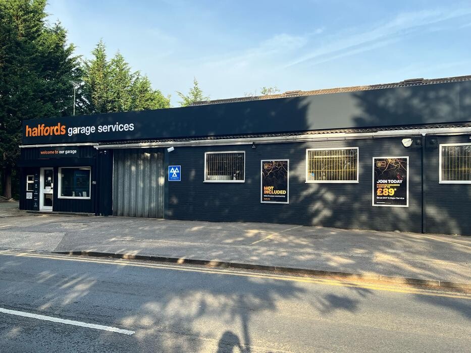 Images Halfords Garage Services Sandhurst