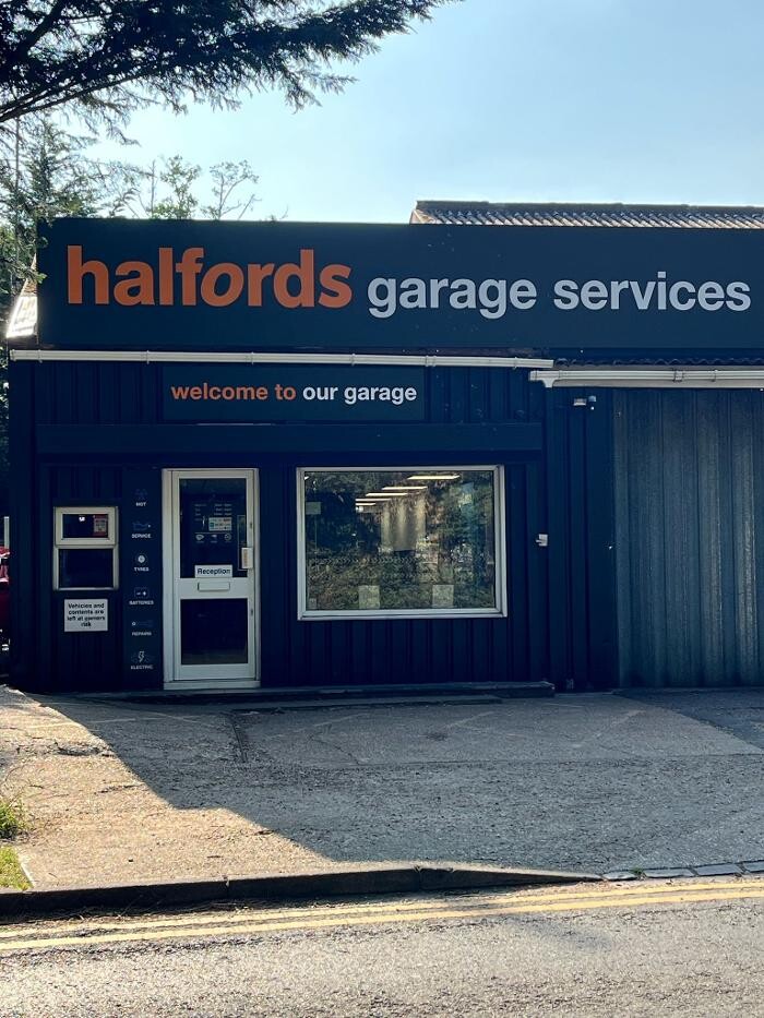Images Halfords Garage Services Sandhurst
