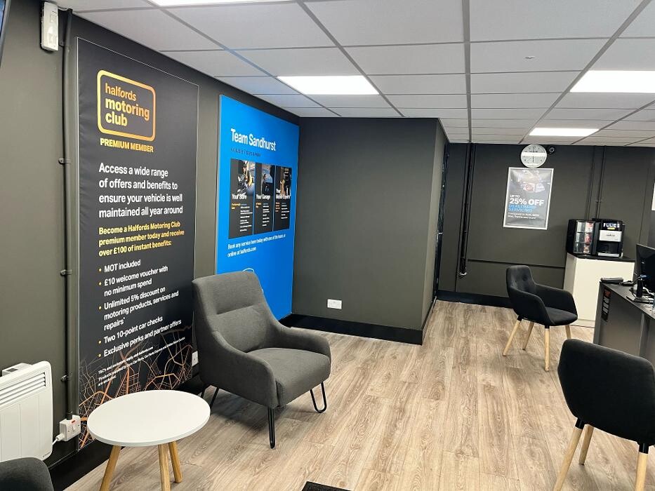 Images Halfords Garage Services Sandhurst